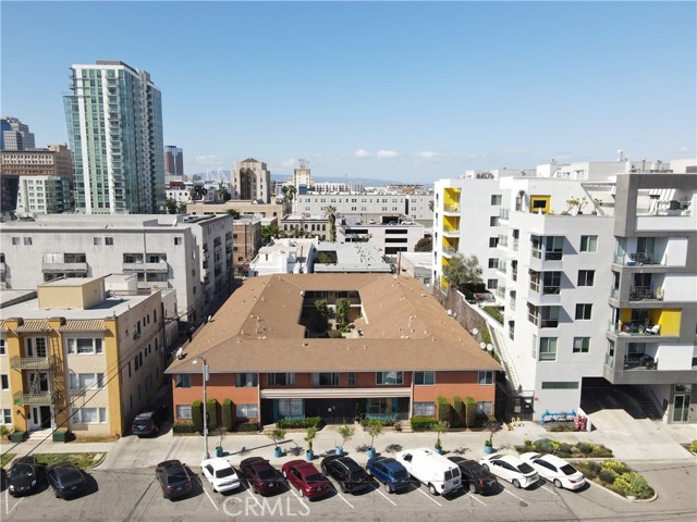 Detail Gallery Image 3 of 22 For 333 Linden Ave #18,  Long Beach,  CA 90802 - 2 Beds | 1 Baths