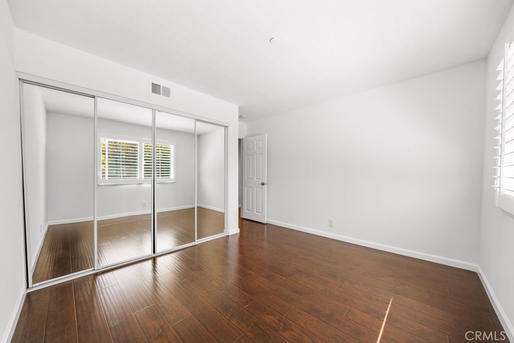 MLS #WS25106206 img 26