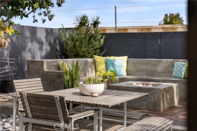 Detail Gallery Image 32 of 43 For 20442 Harbor Isle Ln, Huntington Beach,  CA 92646 - 3 Beds | 2 Baths