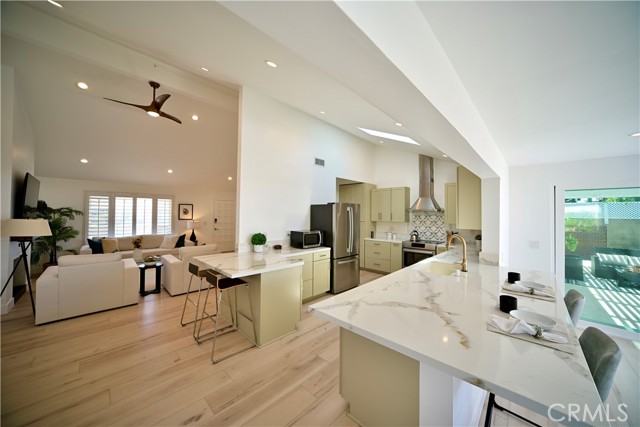 Detail Gallery Image 10 of 39 For 21651 Hilaria, Huntington Beach,  CA 92646 - 3 Beds | 2 Baths