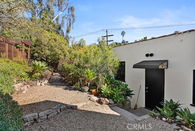 Detail Gallery Image 32 of 37 For 2130 Apex, Los Angeles,  CA 90039 - 3 Beds | 1 Baths