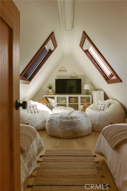 Detail Gallery Image 25 of 59 For 481 Heliotrope Dr, Lake Arrowhead,  CA 92352 - 3 Beds | 2/1 Baths