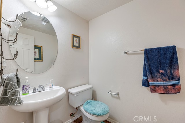 Detail Gallery Image 21 of 35 For 15158 Biltmore St, Adelanto,  CA 92301 - 4 Beds | 2/1 Baths
