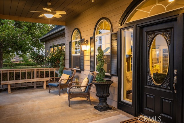 Detail Gallery Image 5 of 59 For 31819 Highview Dr, Redlands,  CA 92373 - 4 Beds | 3/1 Baths
