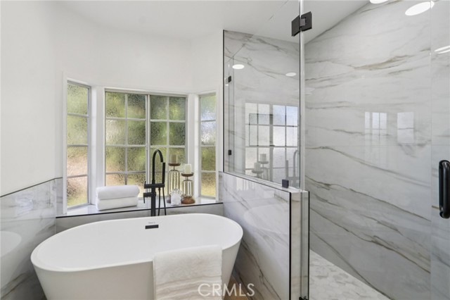 Detail Gallery Image 36 of 49 For 10007 Debra, Granada Hills,  CA 91343 - 4 Beds | 3 Baths