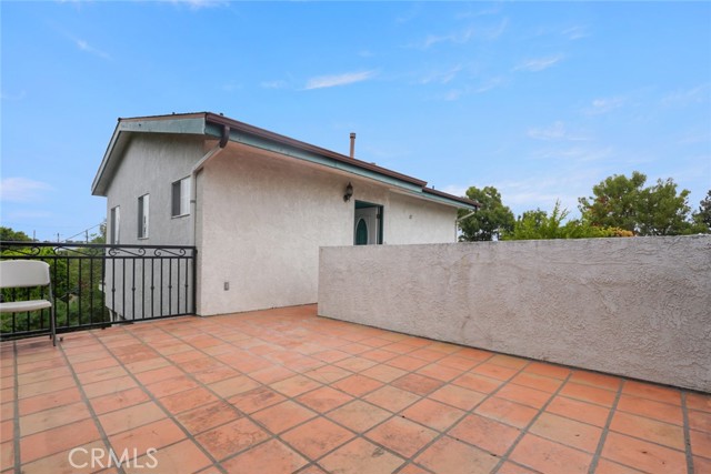 6648 Gaviota Avenue, Van Nuys CA: https://media.crmls.org/medias/ab562b17-6392-49b5-85ca-18ba1798ffd2.jpg
