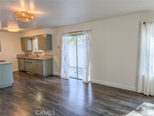 Detail Gallery Image 3 of 21 For 125 S Granada #42,  Madera,  CA 93637 - 2 Beds | 2 Baths