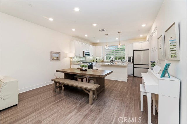 Detail Gallery Image 12 of 37 For 18287 Iris Ln, Yorba Linda,  CA 92886 - 4 Beds | 3/1 Baths