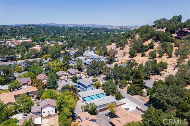 7116 7124 Sombrilla Ave, Atascadero CA: https://media.crmls.org/medias/ab58d930-cead-4ee6-8090-2b8826541cab.jpg