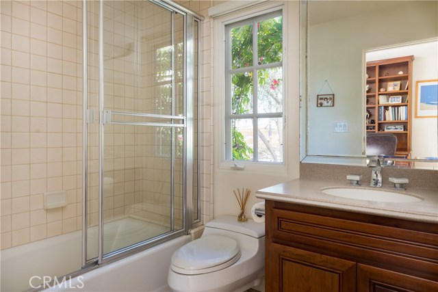 2727 Via Miguel, Palos Verdes Estates, California 90274, 4 Bedrooms Bedrooms, ,3 BathroomsBathrooms,Residential,Sold,Via Miguel,PV17019247