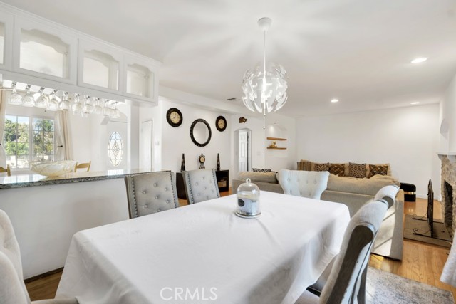 7708 Penfield photo 14