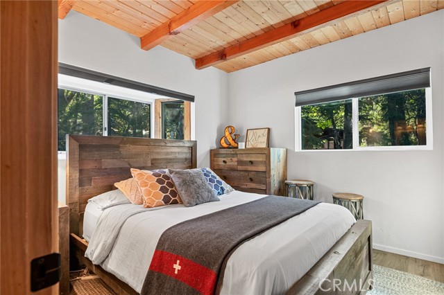 33003 Juniper Lane, Green Valley Lake CA: https://media.crmls.org/medias/ab5a57fb-abf8-4433-8222-e1158e81212e.jpg