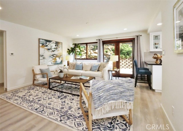 4358 Cartesian Circle, Palos Verdes Peninsula CA: https://media.crmls.org/medias/ab5bb7e0-dda9-4896-b139-2a5ec6c28e62.jpg