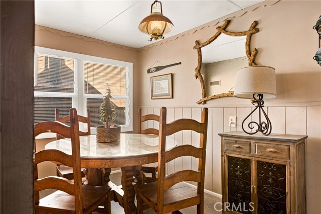 Detail Gallery Image 8 of 22 For 435 Arroyo, Big Bear Lake,  CA 92315 - 3 Beds | 1 Baths