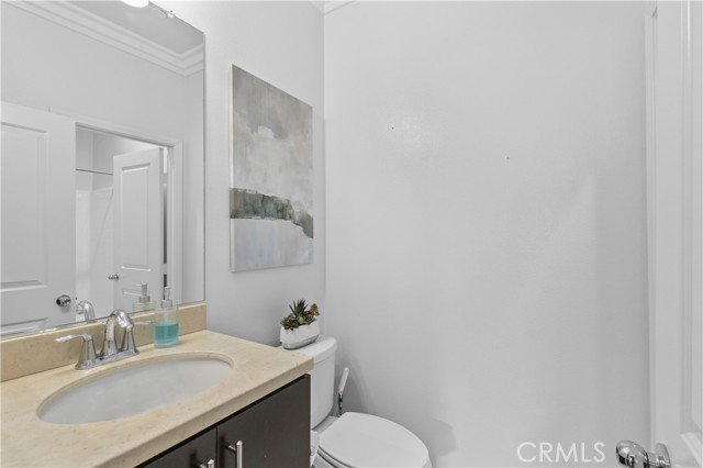 17557 Newland Street, Huntington Beach CA: https://media.crmls.org/medias/ab5c1506-76a4-41d2-885b-7f9768f9e01a.jpg