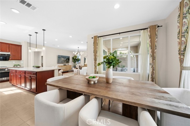 Detail Gallery Image 11 of 75 For 101 Newington, Irvine,  CA 92618 - 4 Beds | 3/1 Baths