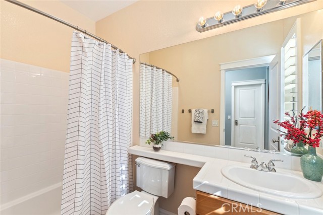 Detail Gallery Image 35 of 61 For 1455 Deer Hollow, Corona,  CA 92882 - 5 Beds | 3/1 Baths