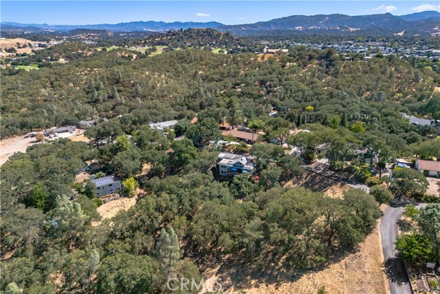 9055 Junipero Avenue, Atascadero CA: https://media.crmls.org/medias/ab5d6519-8c8c-424c-8204-efb30706a0dc.jpg