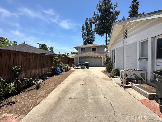 1362 Skyline Drive, North Tustin CA: https://media.crmls.org/medias/ab5dc1e0-6c9e-4067-bb76-b326cc3a598f.jpg
