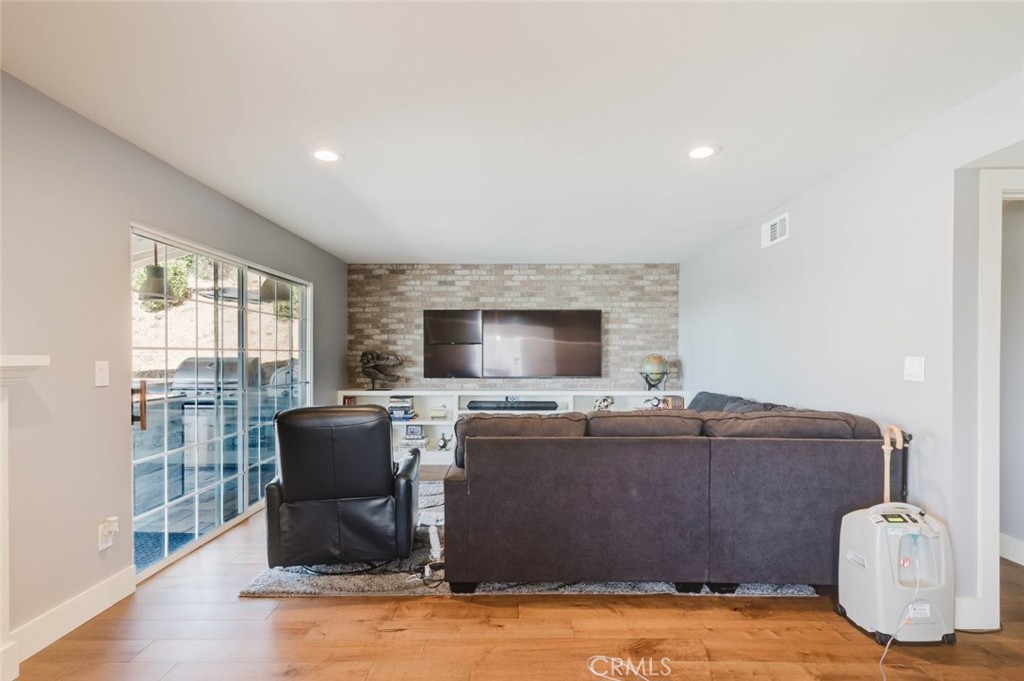 MLS #SR26156236 image #7