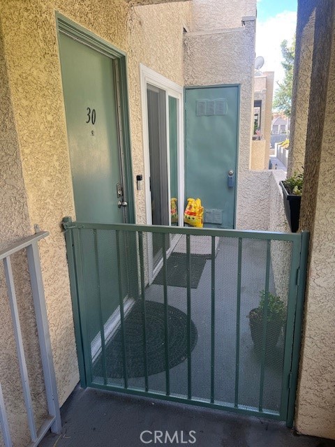 Detail Gallery Image 32 of 37 For 18209 Sierra #30,  Canyon Country,  CA 91351 - 2 Beds | 2 Baths