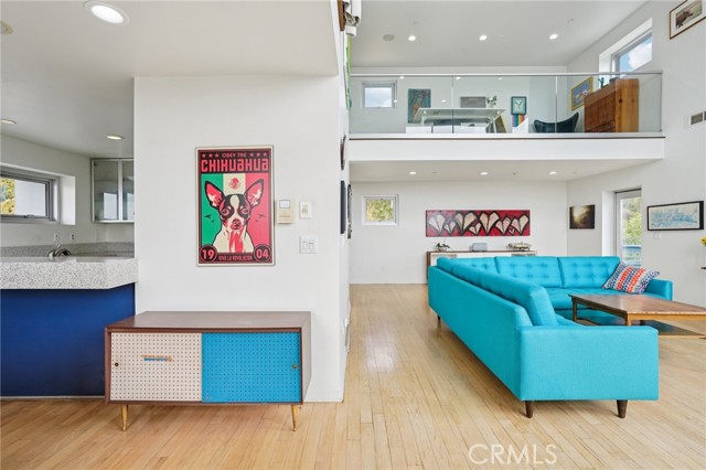 Detail Gallery Image 9 of 45 For 3640 Roseview Ave, Los Angeles,  CA 90065 - 3 Beds | 3 Baths