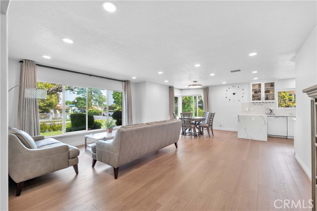 Detail Gallery Image 5 of 27 For 1931 El Sereno Ave, Arcadia,  CA 91007 - 3 Beds | 2/1 Baths