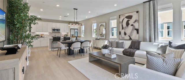 Detail Gallery Image 6 of 23 For 26852 Serif Pl, Valencia,  CA 91381 - 3 Beds | 3/1 Baths