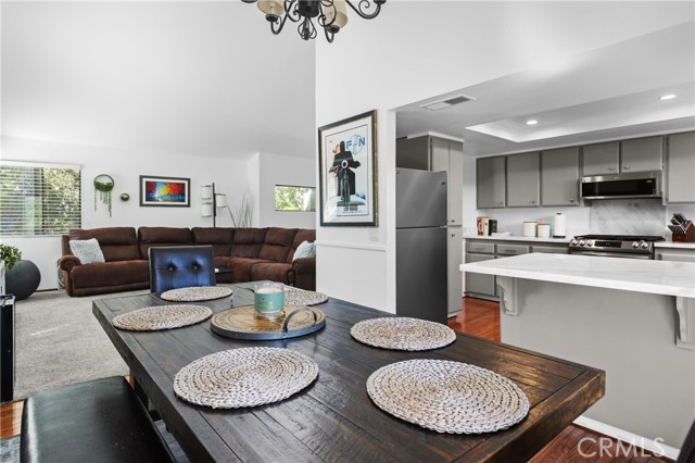 5740 Violeta Avenue, Atascadero CA: https://media.crmls.org/medias/ab6011e0-c70a-4730-892f-1b5ccb9437a3.jpg