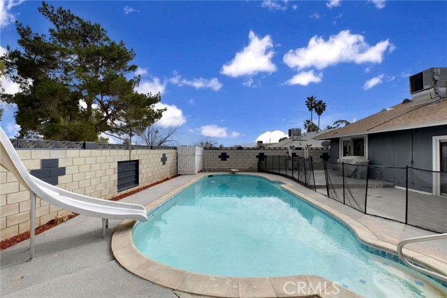 Detail Gallery Image 37 of 54 For 13928 Burning Tree, Victorville,  CA 92395 - 4 Beds | 2 Baths
