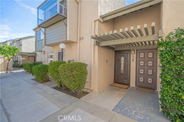 Detail Gallery Image 40 of 59 For 24430 Nicklaus Dr #L2,  Valencia,  CA 91355 - 3 Beds | 3 Baths