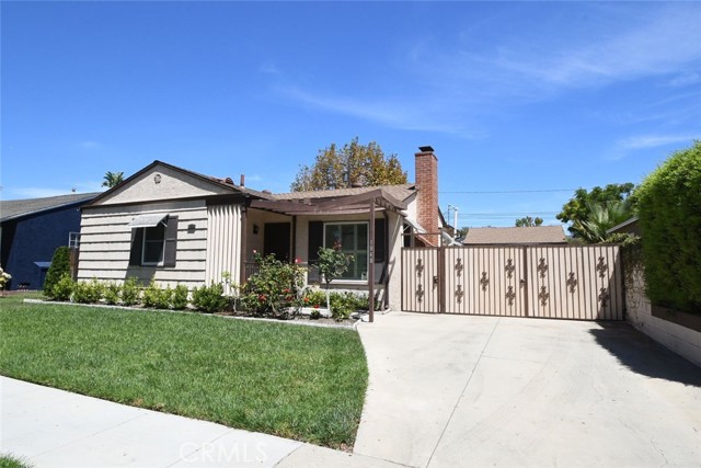 Detail Gallery Image 2 of 27 For 1848 Elmfield Ave, Long Beach,  CA 90815 - 2 Beds | 1/1 Baths