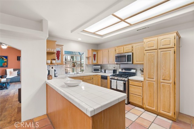 Image 9 of 35 For 518 213th