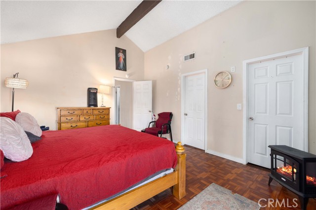 44627 11th E, Lancaster CA: https://media.crmls.org/medias/ab63f769-f085-467c-881c-184c14de661d.jpg