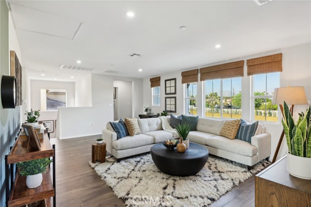 Detail Gallery Image 8 of 33 For 83241 Thrush Way, Indio,  CA 92201 - 4 Beds | 3 Baths