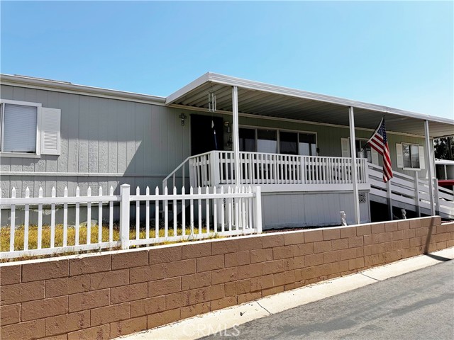 2140 Mentone Boulevard, Mentone CA: https://media.crmls.org/medias/ab6480e3-4372-478d-b86f-9d91408796ea.jpg