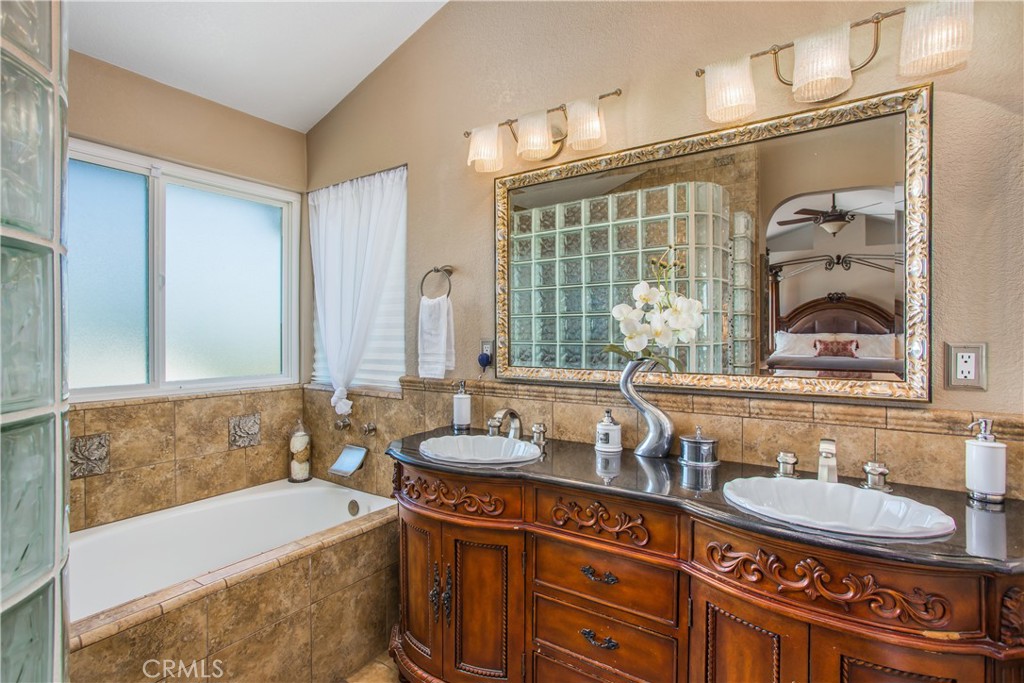 MLS #IG25191071 image #28