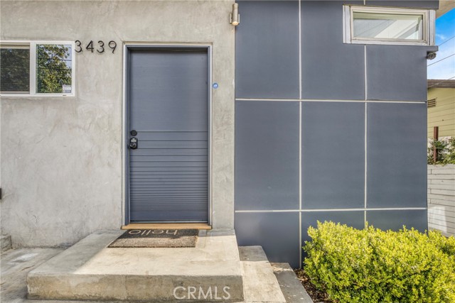 Detail Gallery Image 3 of 41 For 3439 Winslow, Los Angeles,  CA 90026 - 4 Beds | 3 Baths