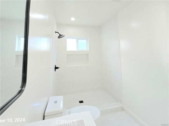 Detail Gallery Image 9 of 11 For 8524 Beverlywood St #8524 1/2,  Los Angeles,  CA 90034 - 1 Beds | 1 Baths