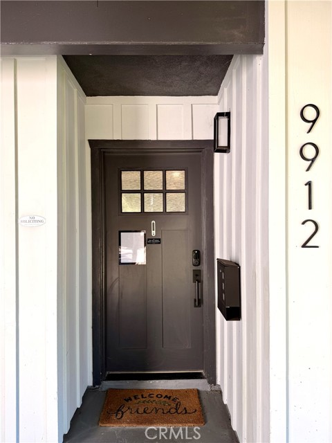 Detail Gallery Image 2 of 30 For 9912 Newcomb Ave, Whittier,  CA 90603 - 5 Beds | 3 Baths