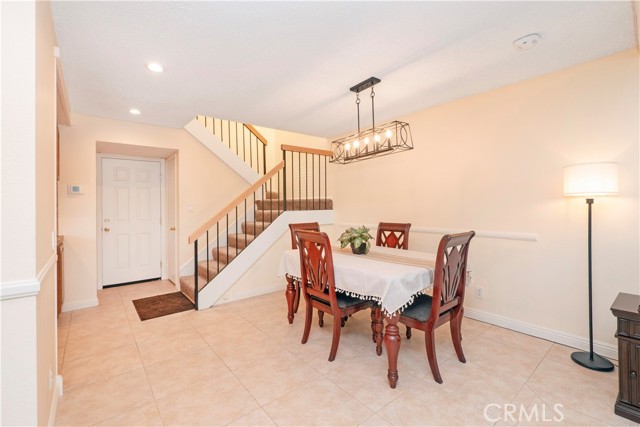 Detail Gallery Image 7 of 39 For 1931 E Yale St, Ontario,  CA 91764 - 3 Beds | 2/1 Baths