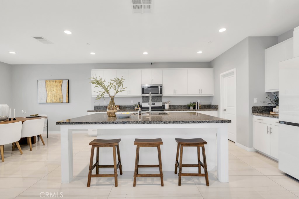 MLS #SR25269529 image #9