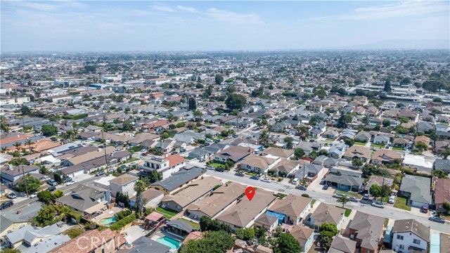 4637 W 132nd Street, Hawthorne CA: https://media.crmls.org/medias/ab67b588-83fb-48d8-bb85-6bf89e124f1a.jpg