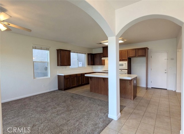 Detail Gallery Image 4 of 33 For 4361 W Artemisa, Fresno,  CA 93722 - 4 Beds | 2/1 Baths