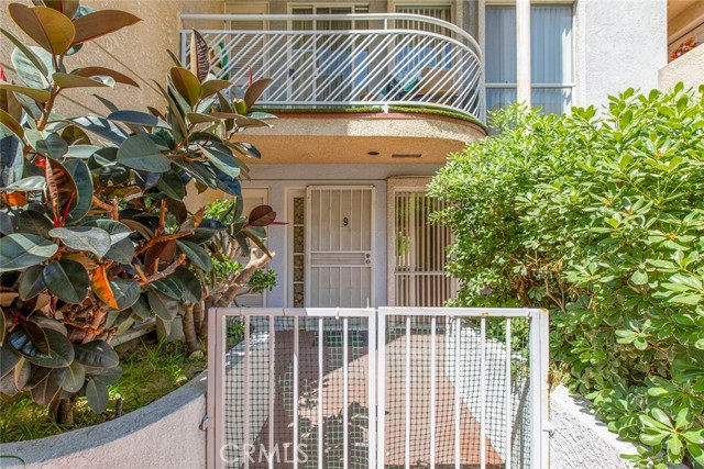 Detail Gallery Image 4 of 44 For 116 W Maple St #9,  Glendale,  CA 91204 - 3 Beds | 2 Baths