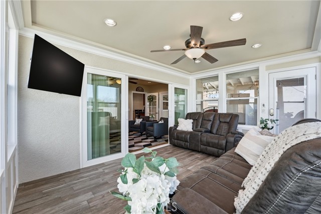 Detail Gallery Image 14 of 61 For 633 Laurel Ave, Brea,  CA 92821 - 3 Beds | 2/1 Baths