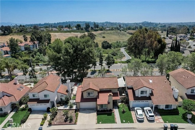 26072 Donegal Lane, Lake Forest CA: https://media.crmls.org/medias/ab6956f7-6eca-4a9b-894a-7b17931317c4.jpg