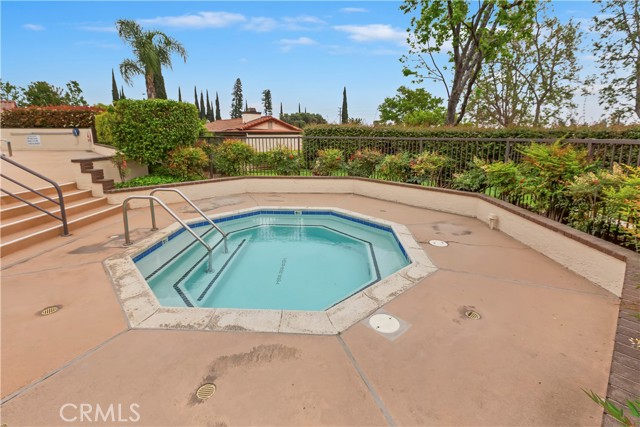 Detail Gallery Image 42 of 45 For 880 El Mirador, Upland,  CA 91784 - 2 Beds | 2/1 Baths