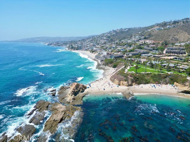 Detail Gallery Image 36 of 38 For 106 Blue Lagoon, Laguna Beach,  CA 92651 - 4 Beds | 3 Baths