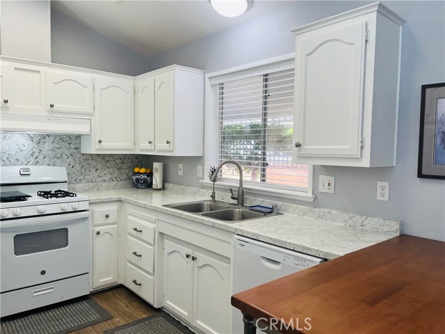 Detail Gallery Image 9 of 17 For 4750 S Blosser Rd #322,  Santa Maria,  CA 93455 - 2 Beds | 2 Baths